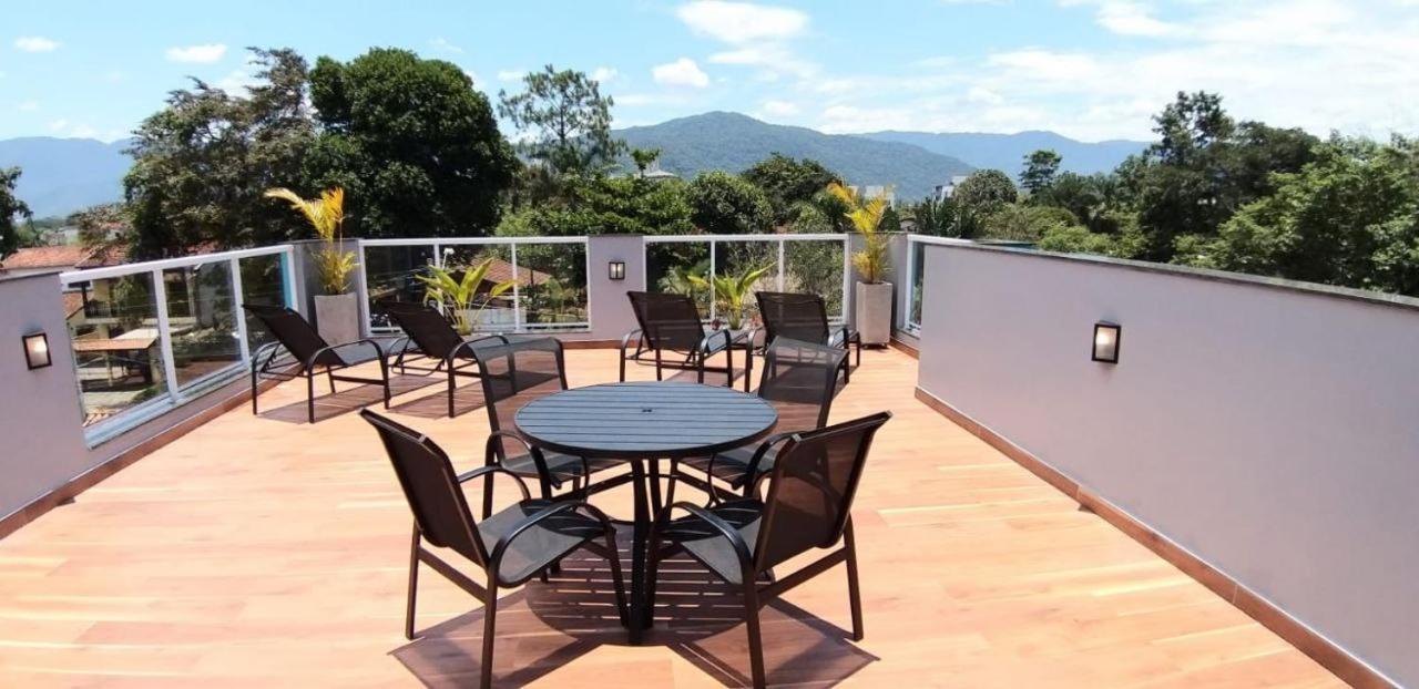 Solarium Flats Itagua Proximo Ao Aquario E A Praca Da Baleia Ubatuba